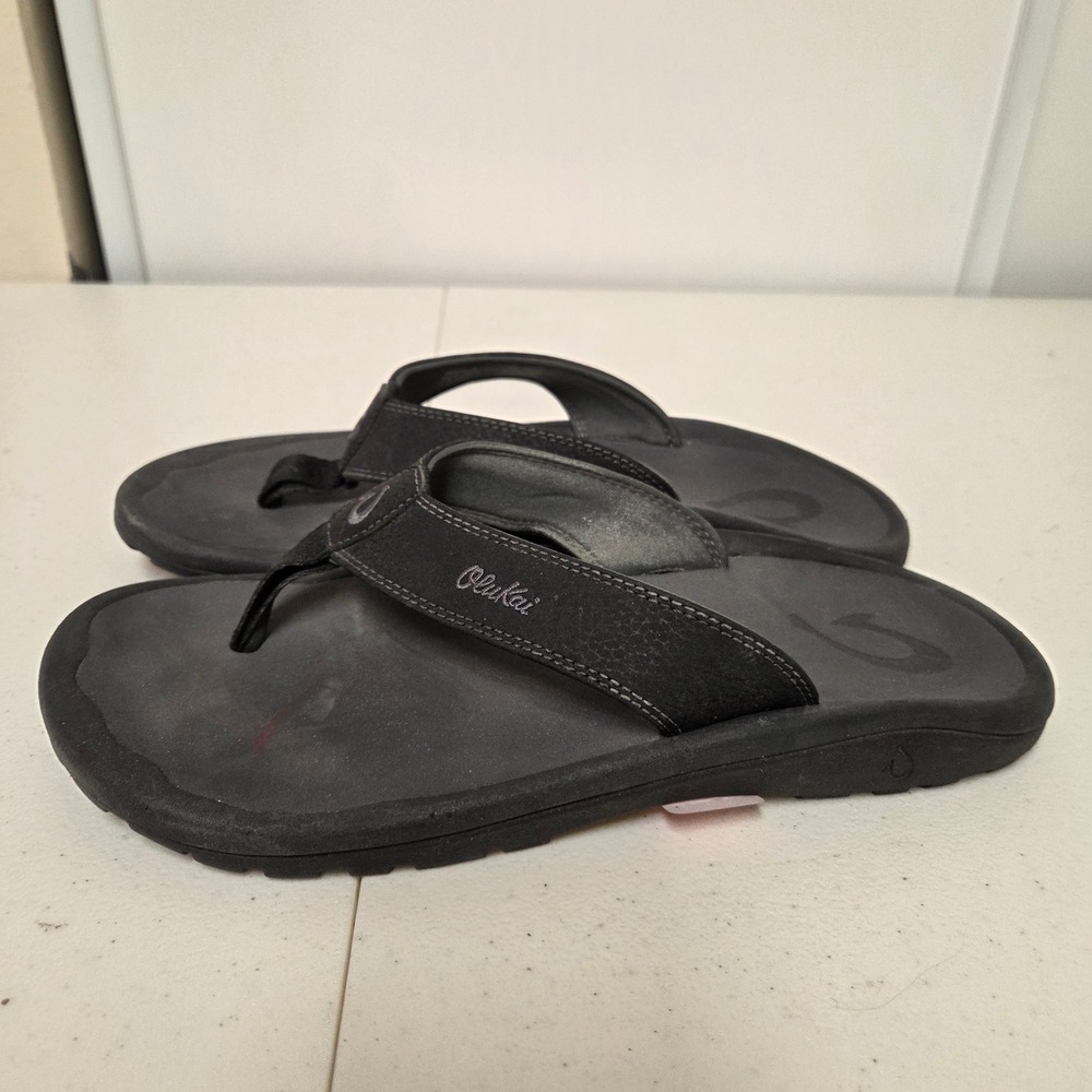OluKai Ohana Men 9 Black Flip Flop Sandals 10110A-4042 Water Resistant Thong